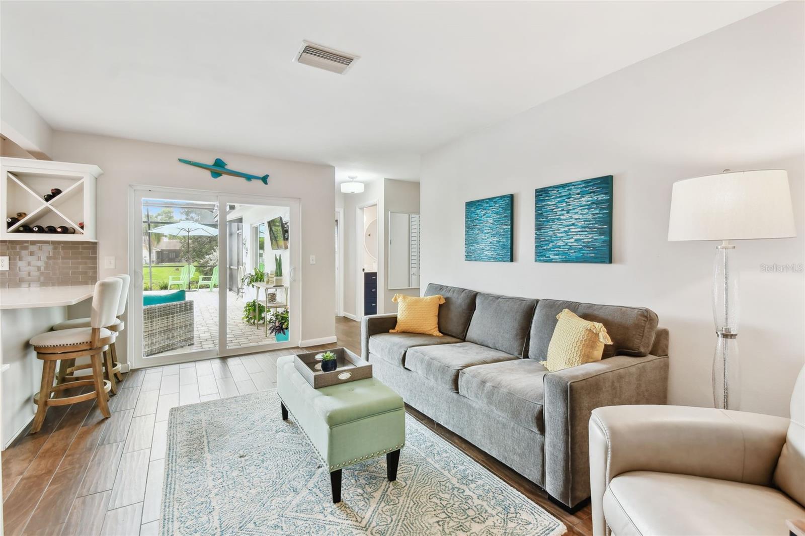 Family Room w/access to Lanai