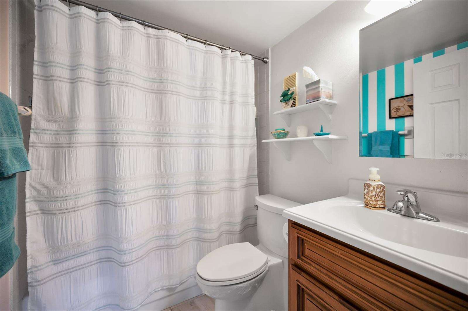 Full Tub and shower Combo