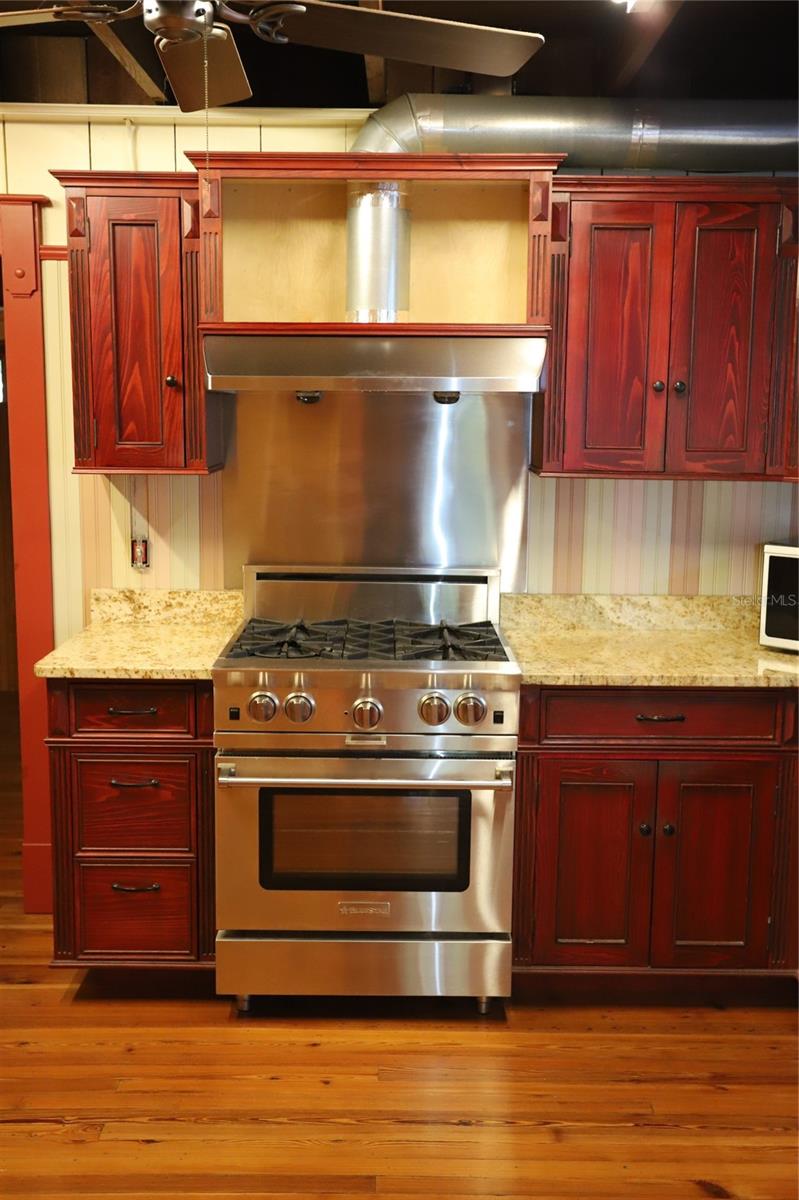 Gas range
