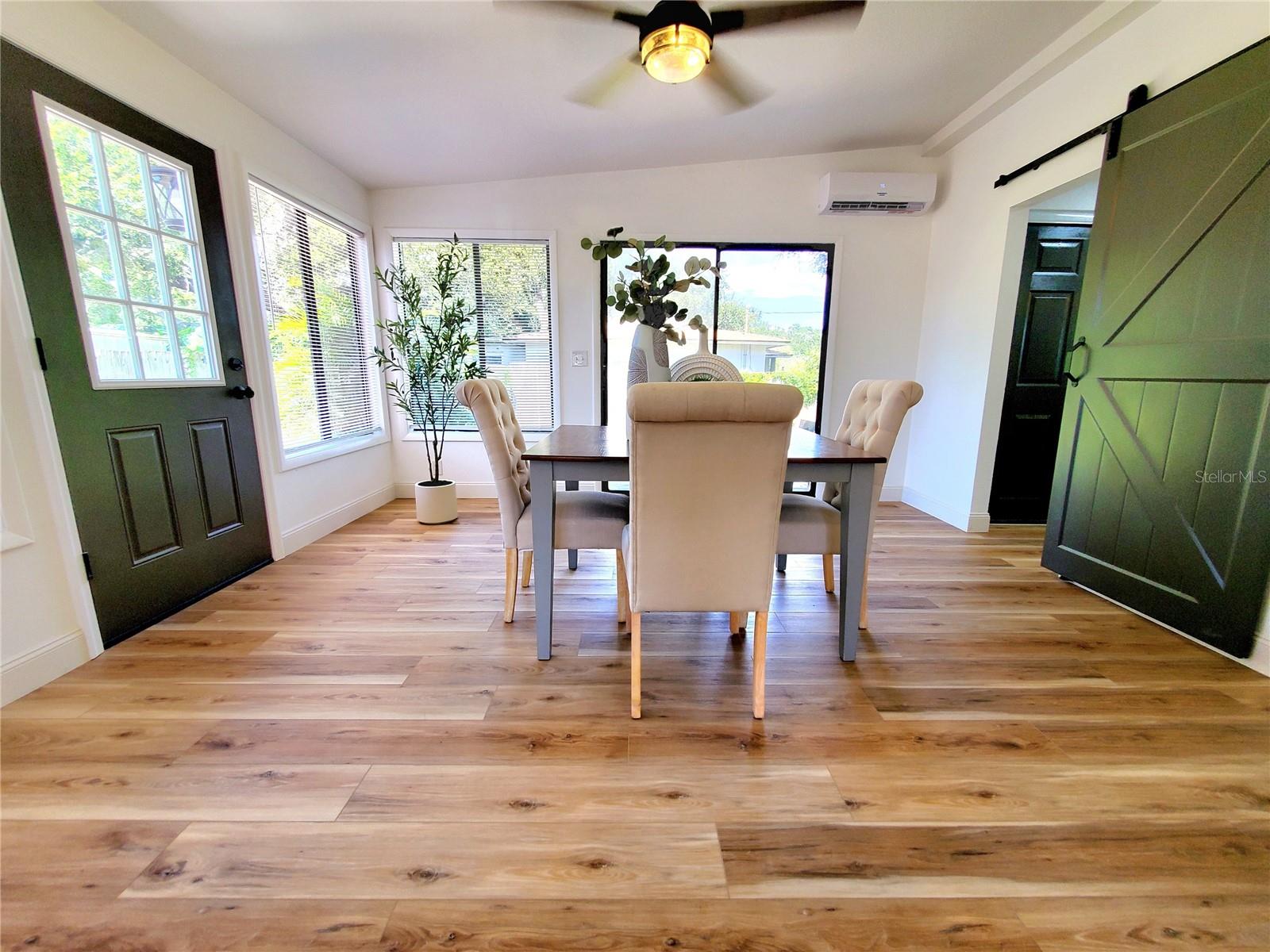DINING ROOM OR DEN
