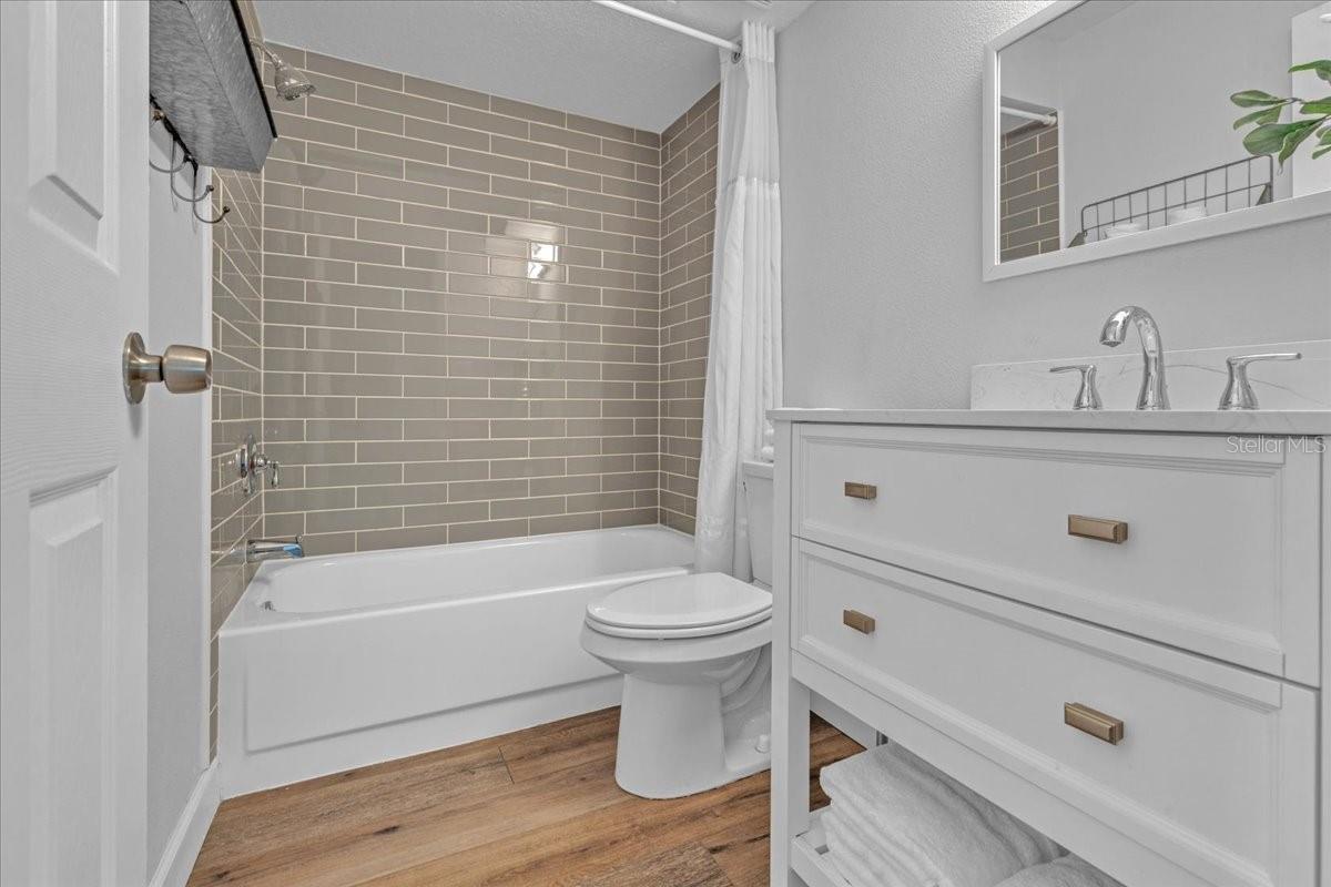 bathroom2