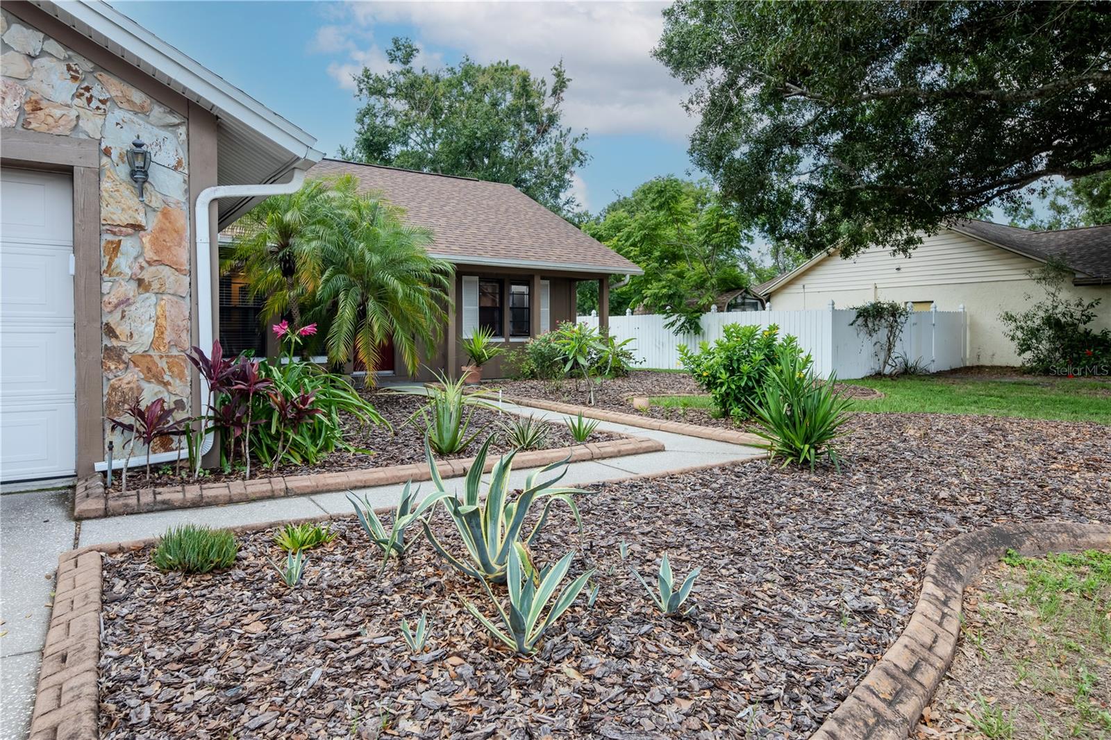 Curb Appeal-Landscaping