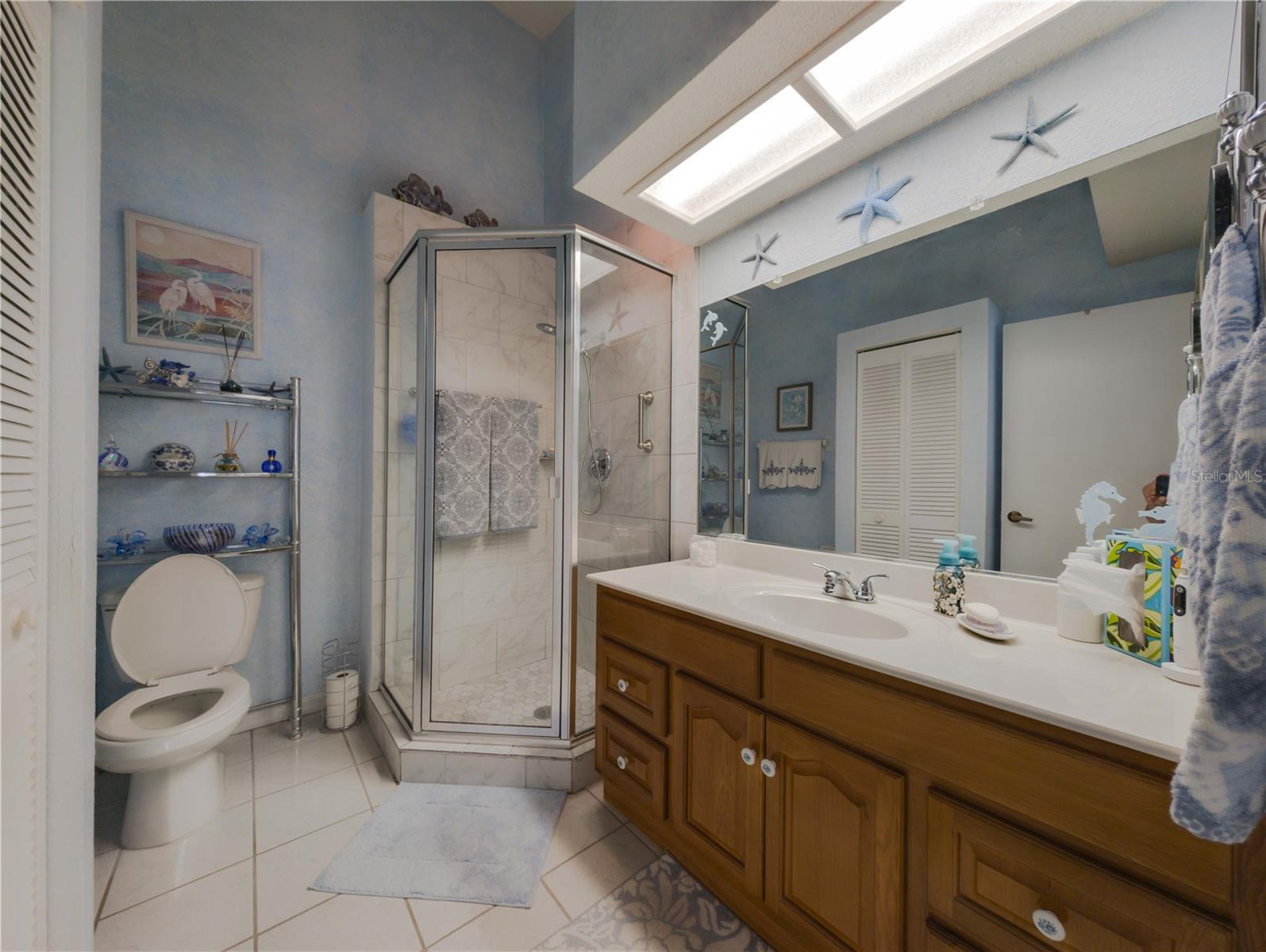 High ceilings in the bath