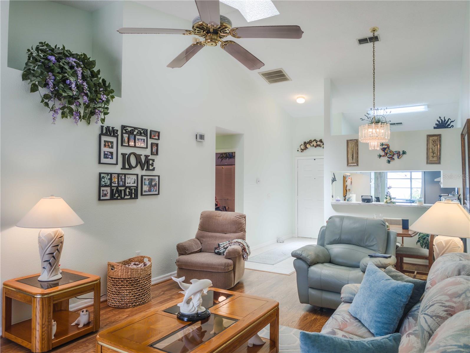 Stunning high ceilings