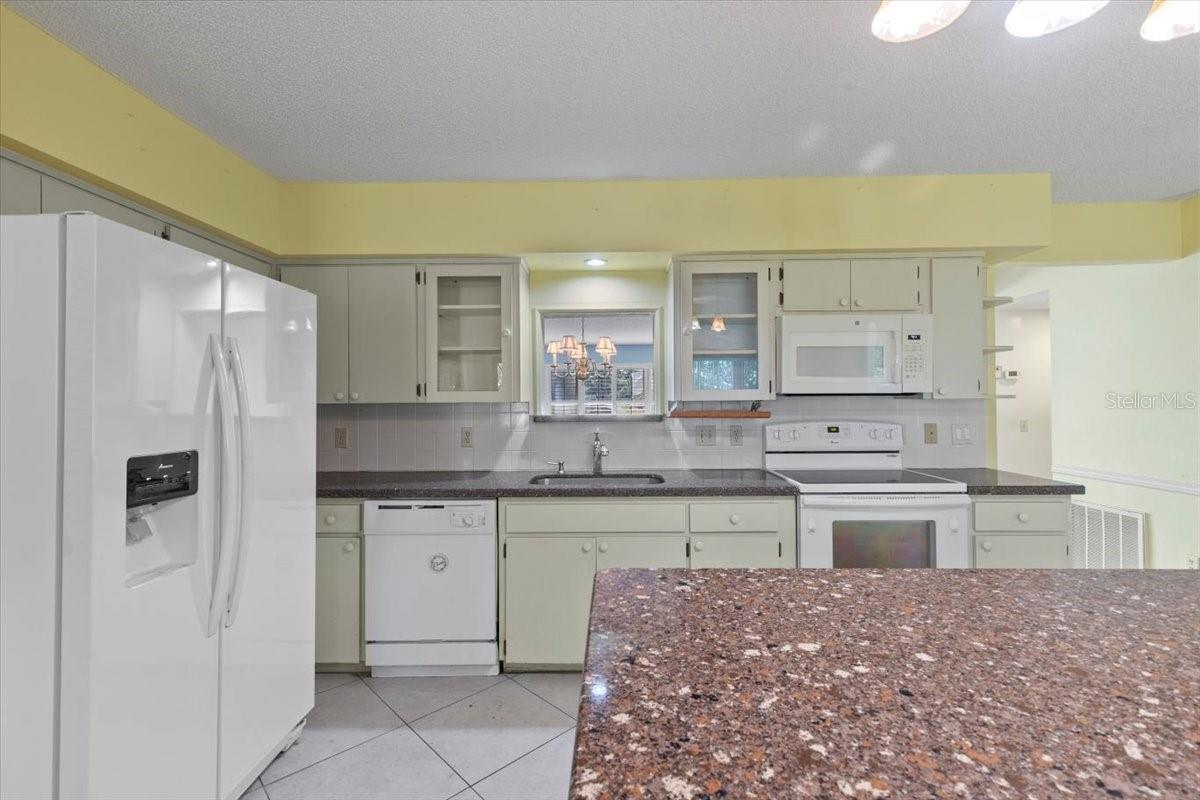 Kitchen with Island