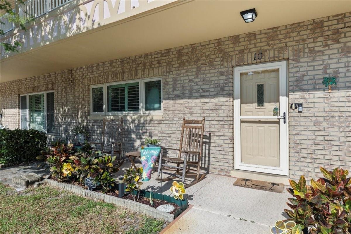 View of front porch area