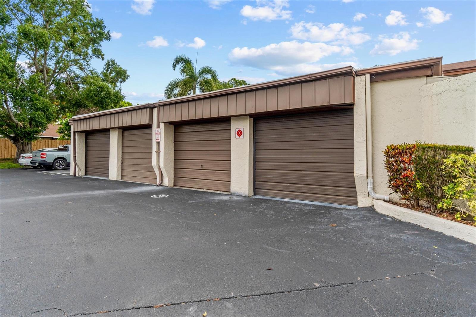 Private Garage (Far Right)