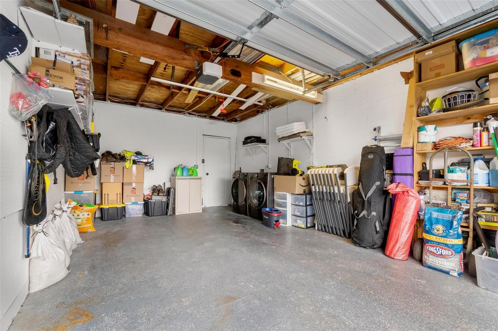Garage with plenty of space