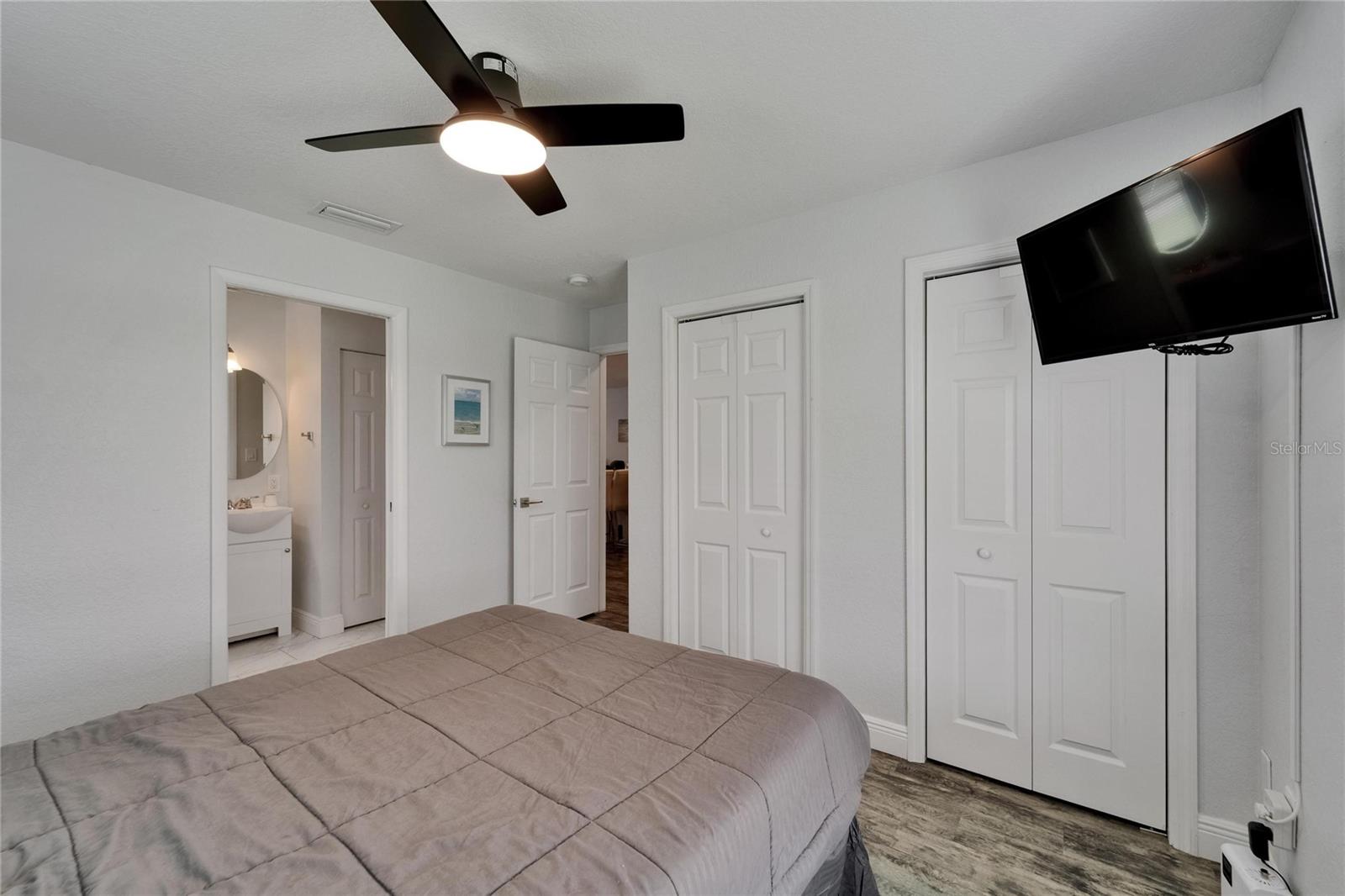 Tons of storage space with double closets and en-suite full bath.