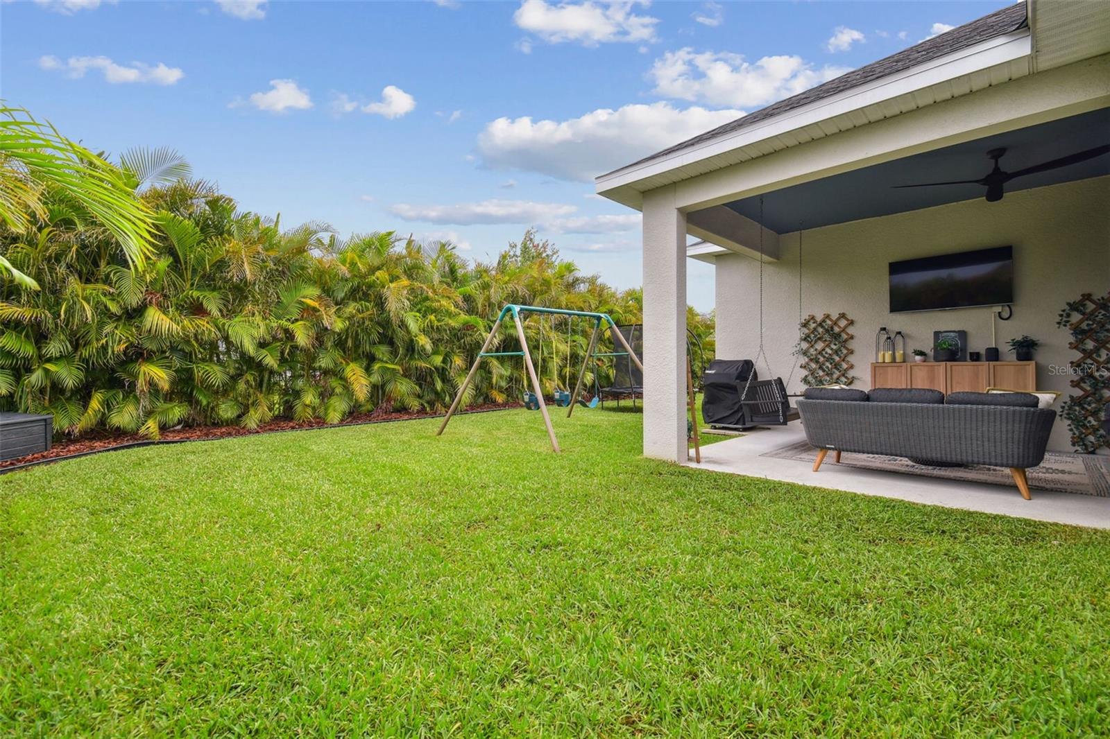 Private fenced yard