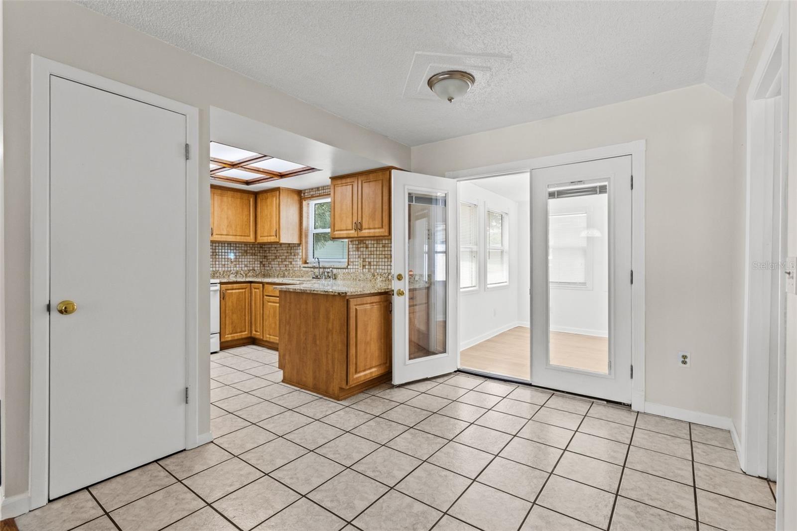 Dinning/Kitchen