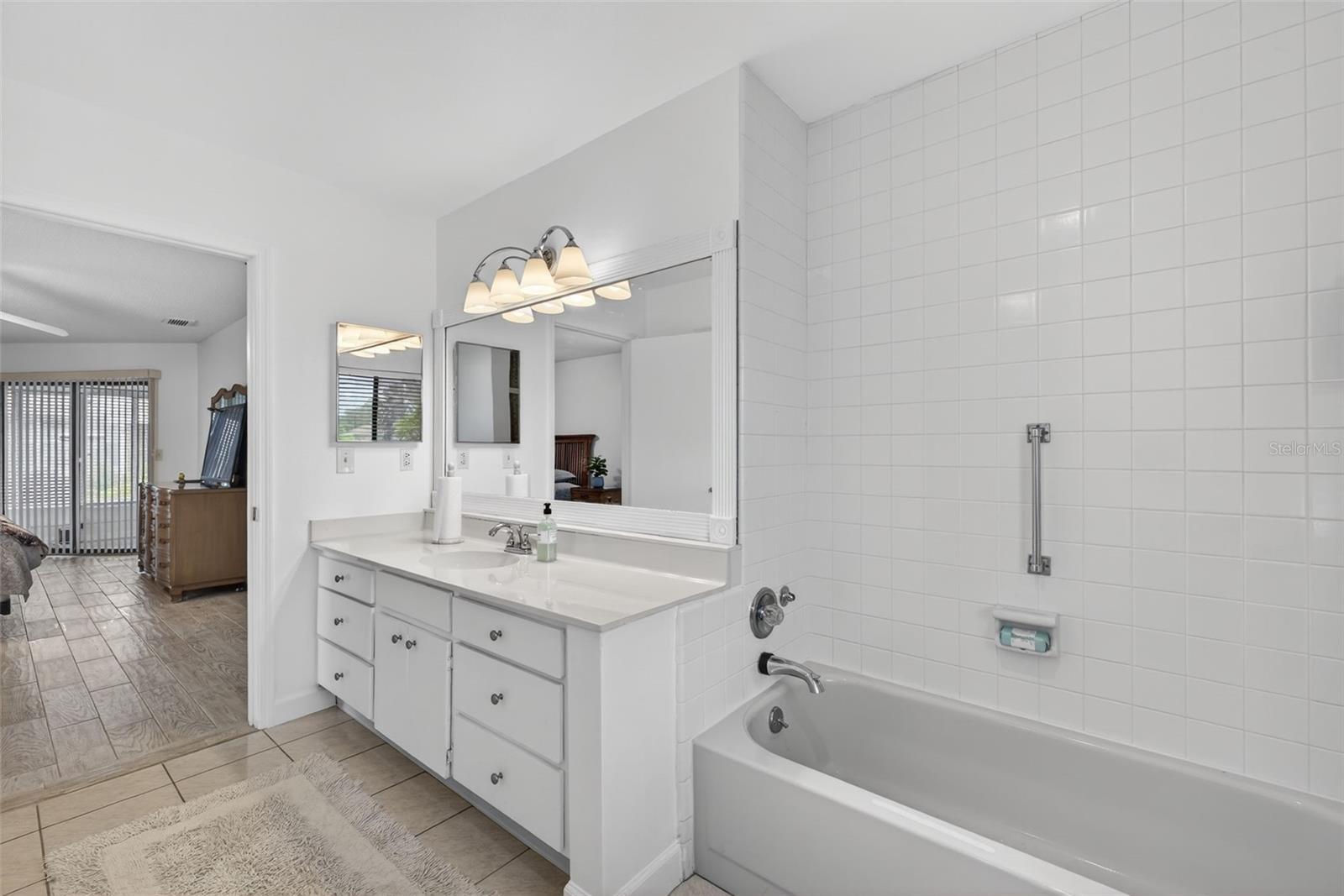 Separate Tub