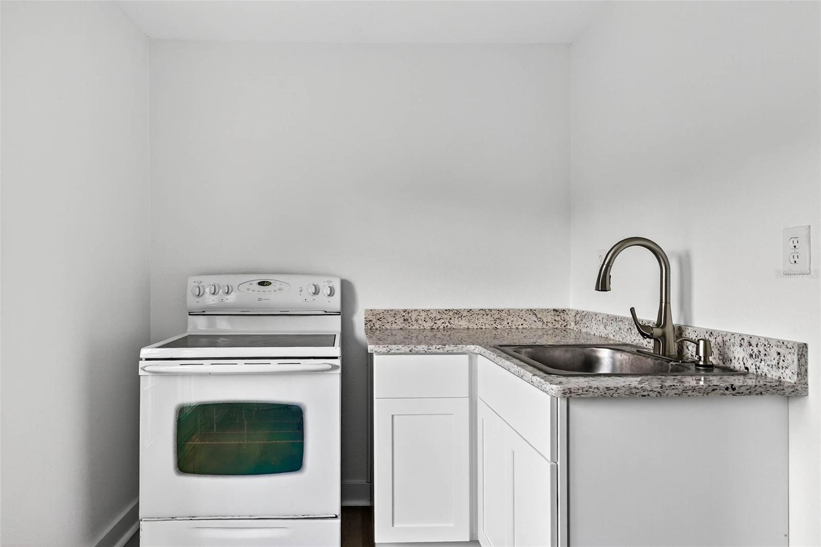 small house kitchenette