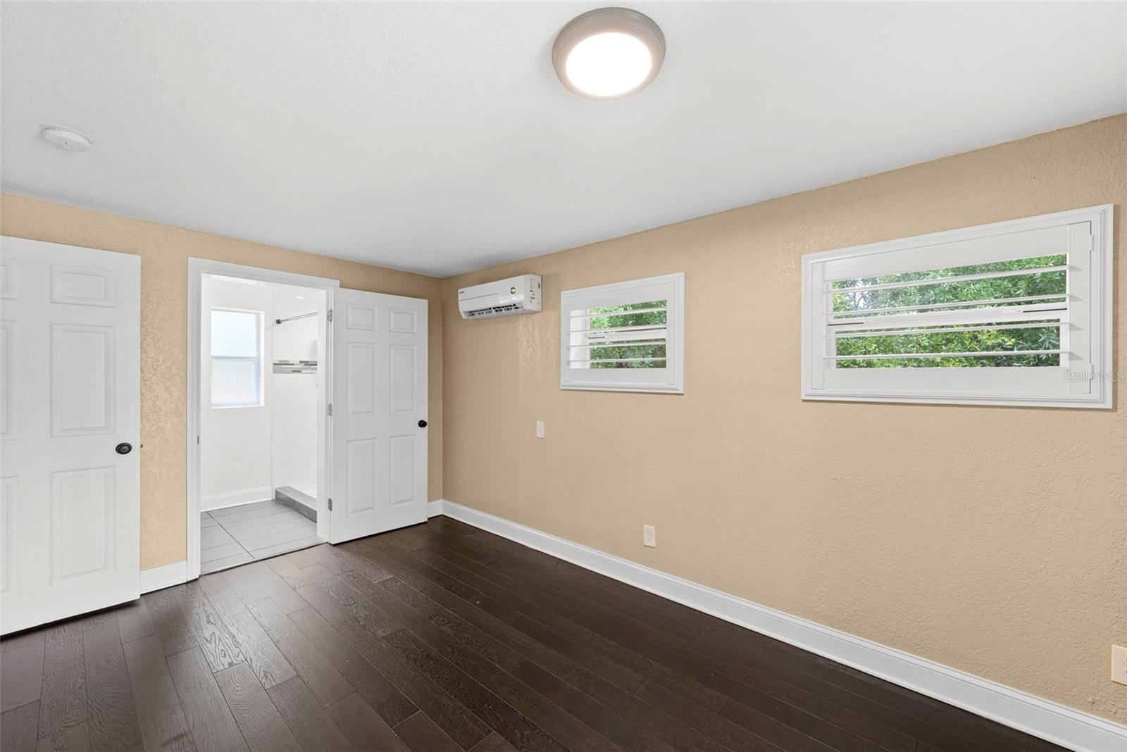 Primary suite