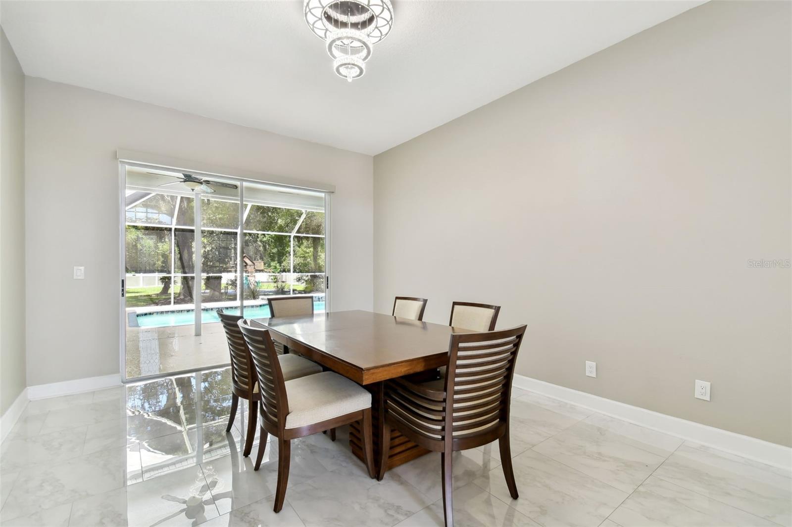 Formal Dining