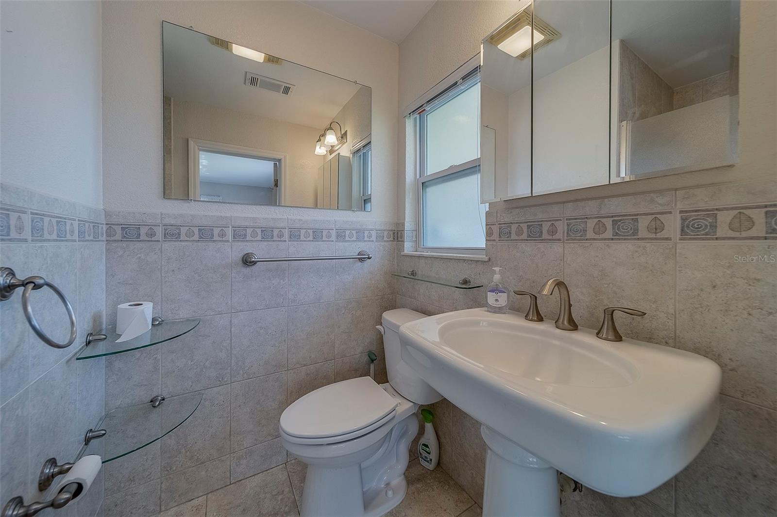 Tiled walls of Master Ensuite