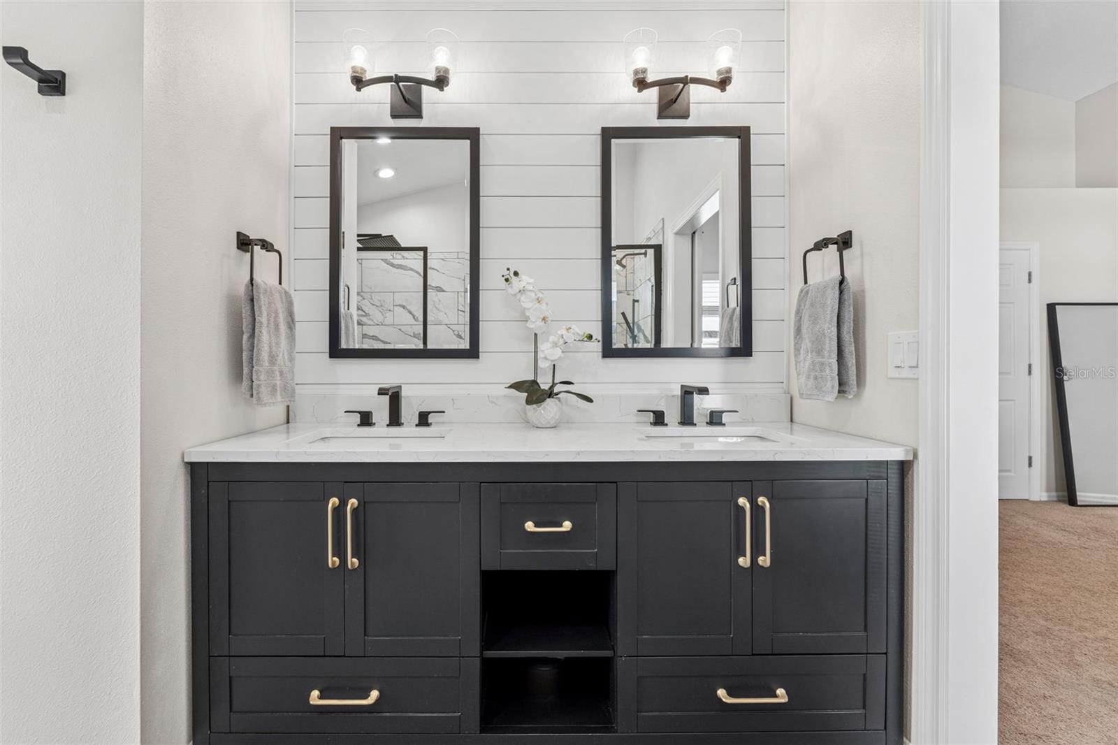 Primary Suite Bathroom