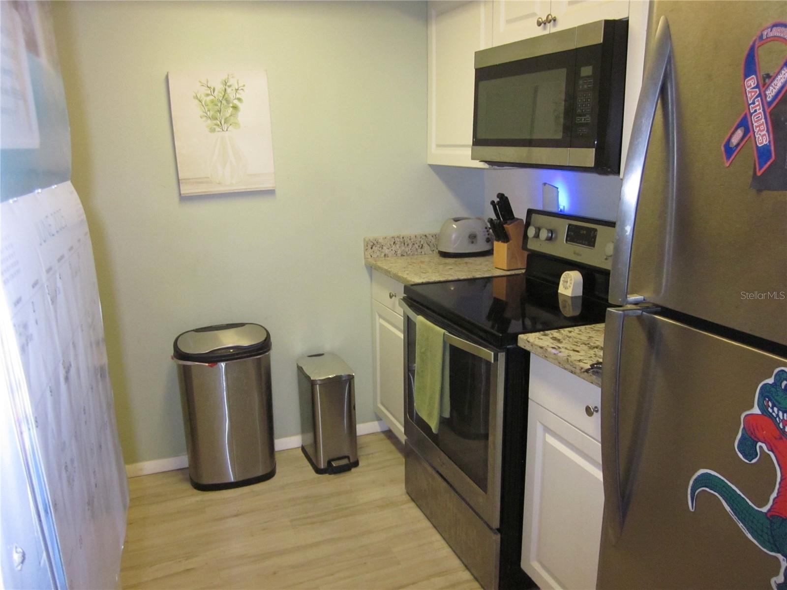 Alt. view of kitchen