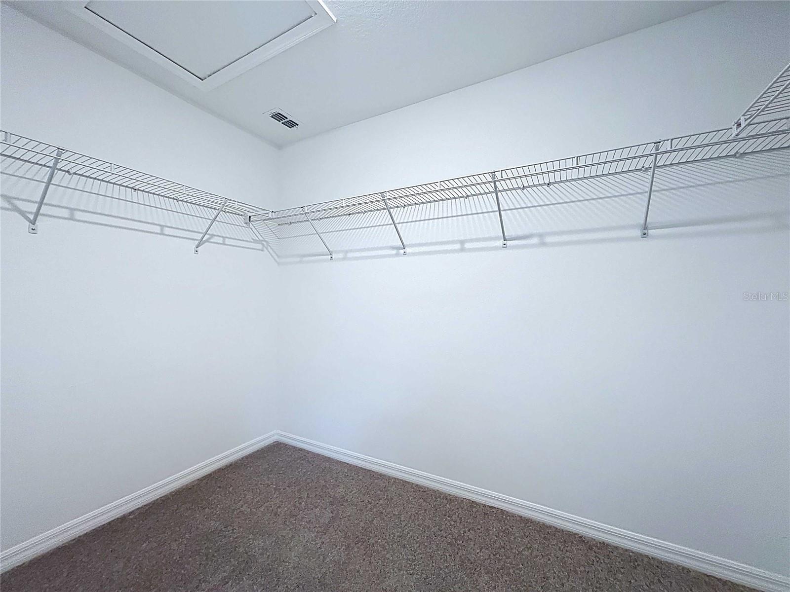 Walk in closet