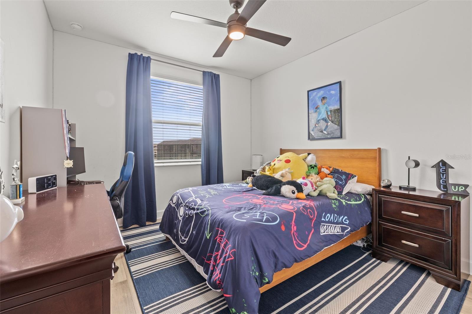 2nd upstairs bedroom