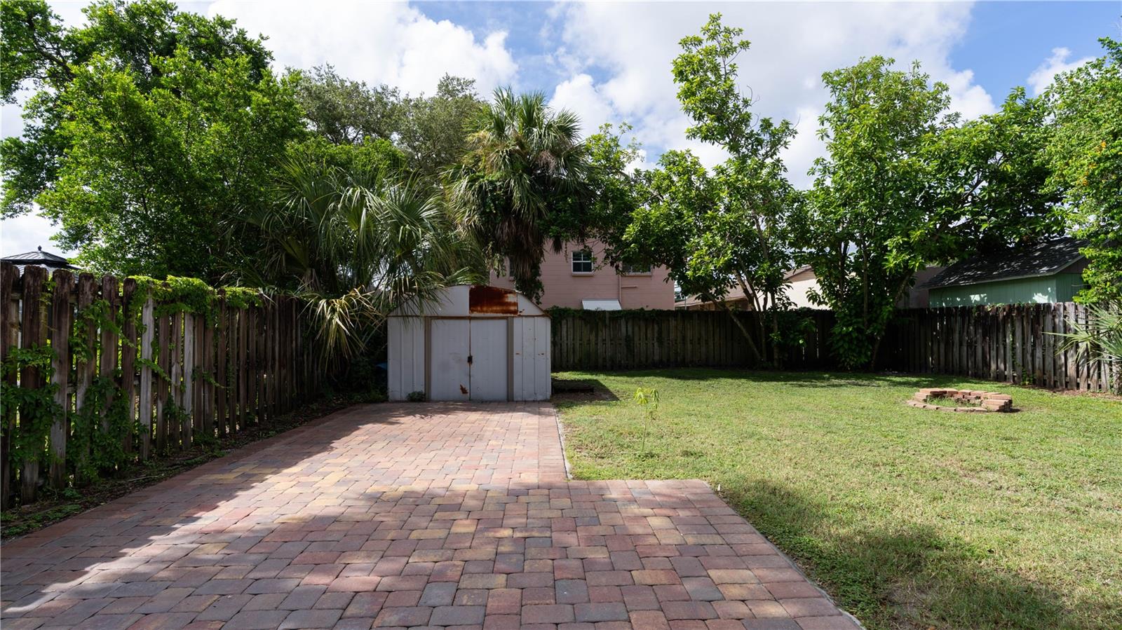 Large Backyard with Huge Driveway!