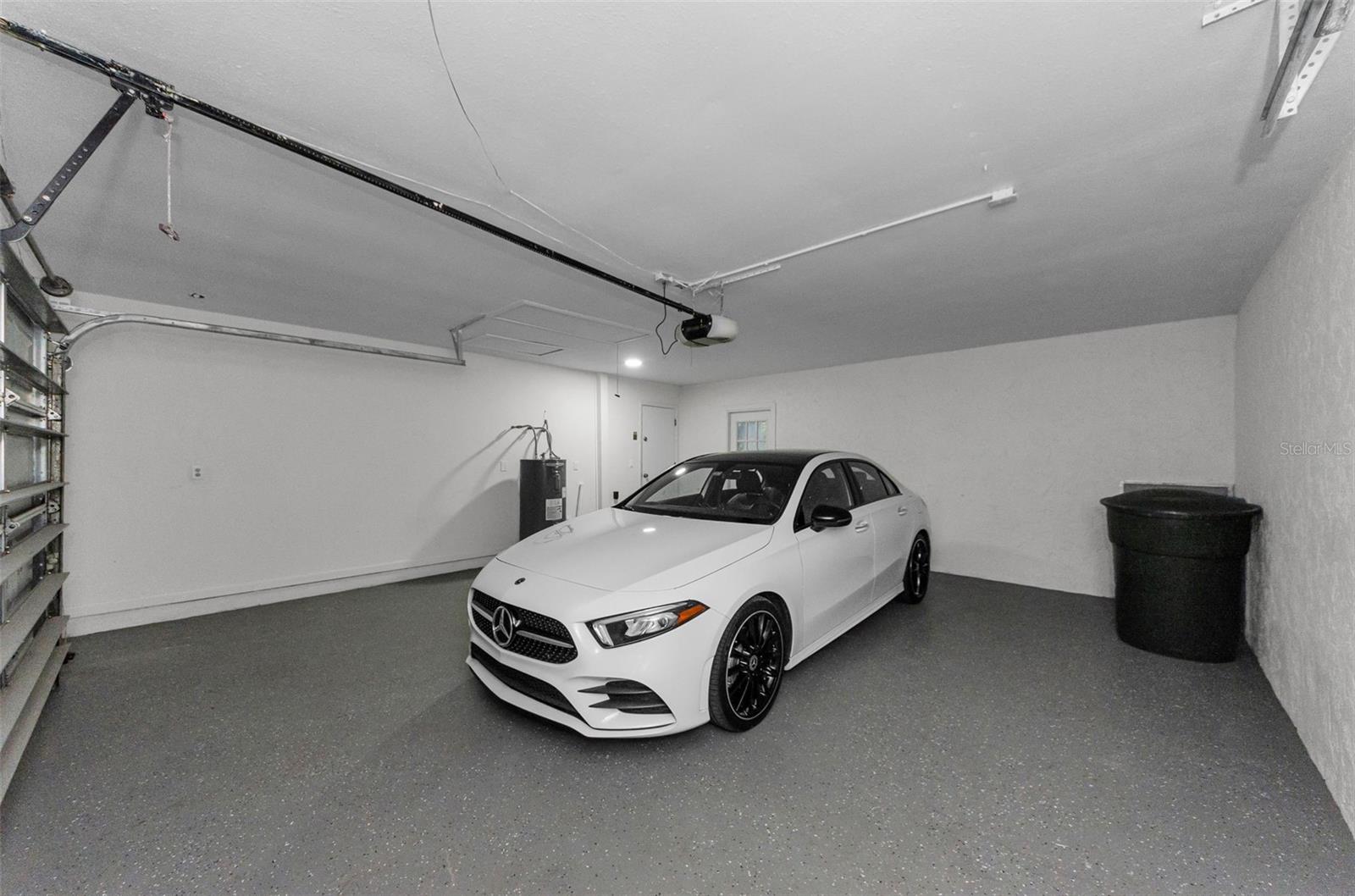 SPACIOUS GARAGE