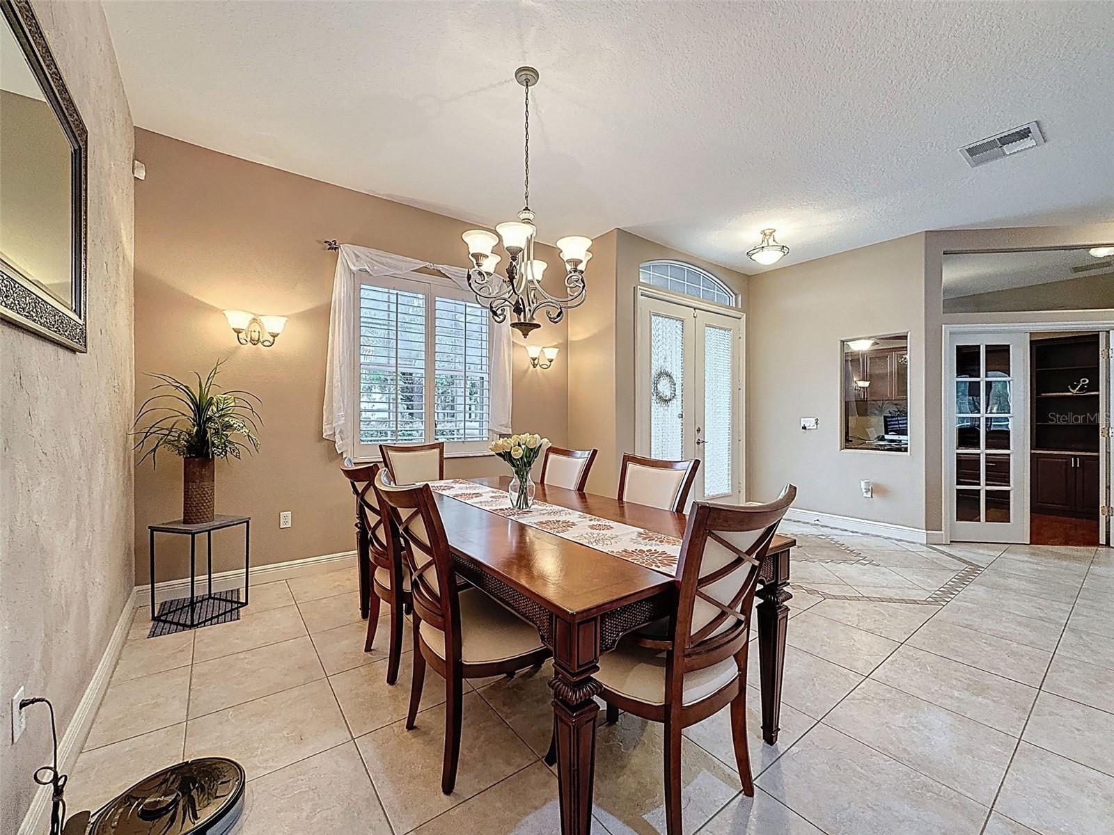 Formal Dining