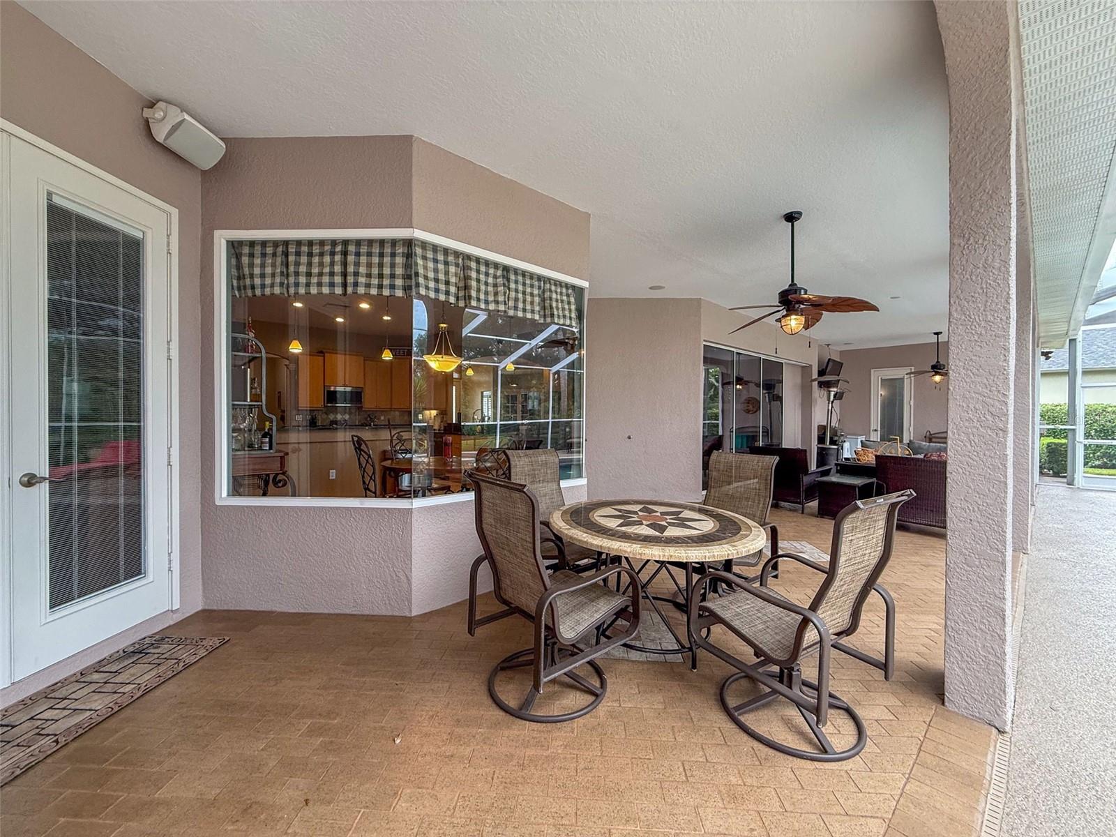 Have Breakfast on the Lanai