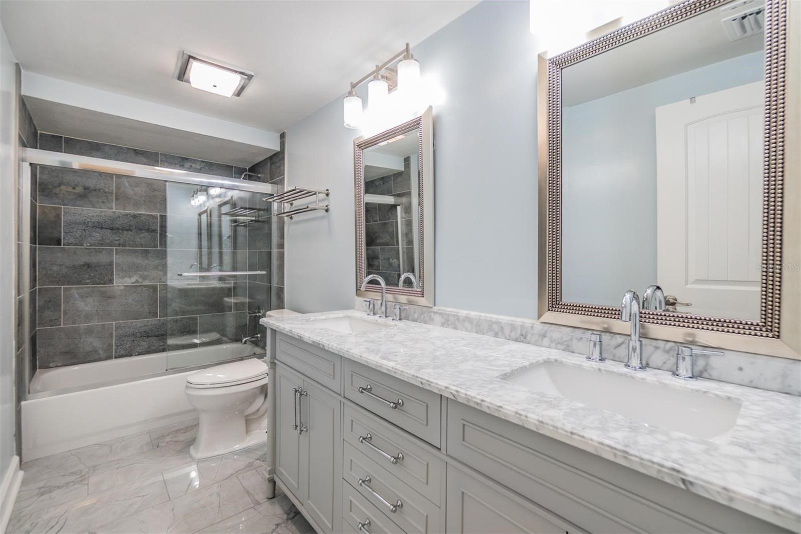 The Hall bathroom