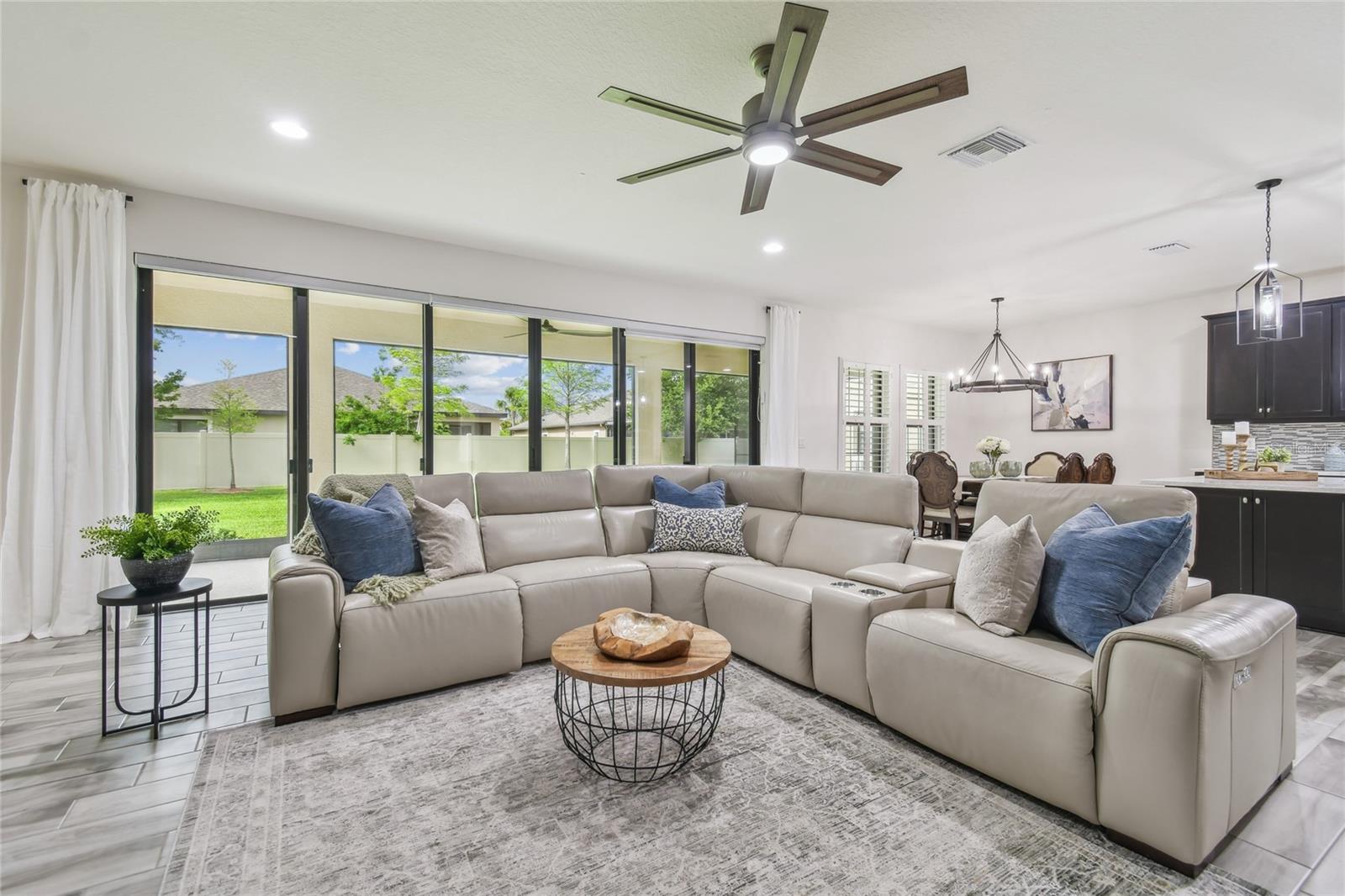 Grand room -18ft sliders to Lanai