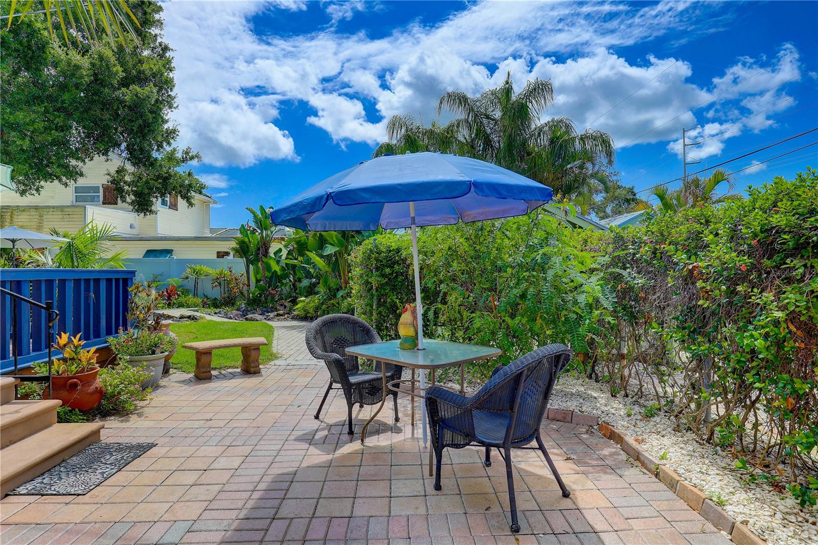 Sitting area of deck