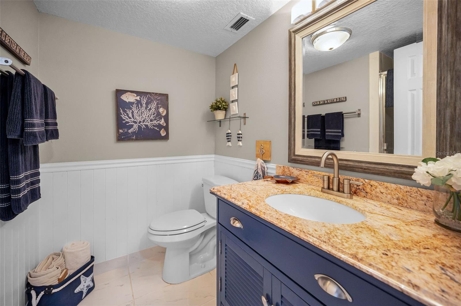 Bathroom 21621 Gulf Blvd, Unit 407, Clearwater Beach, FL