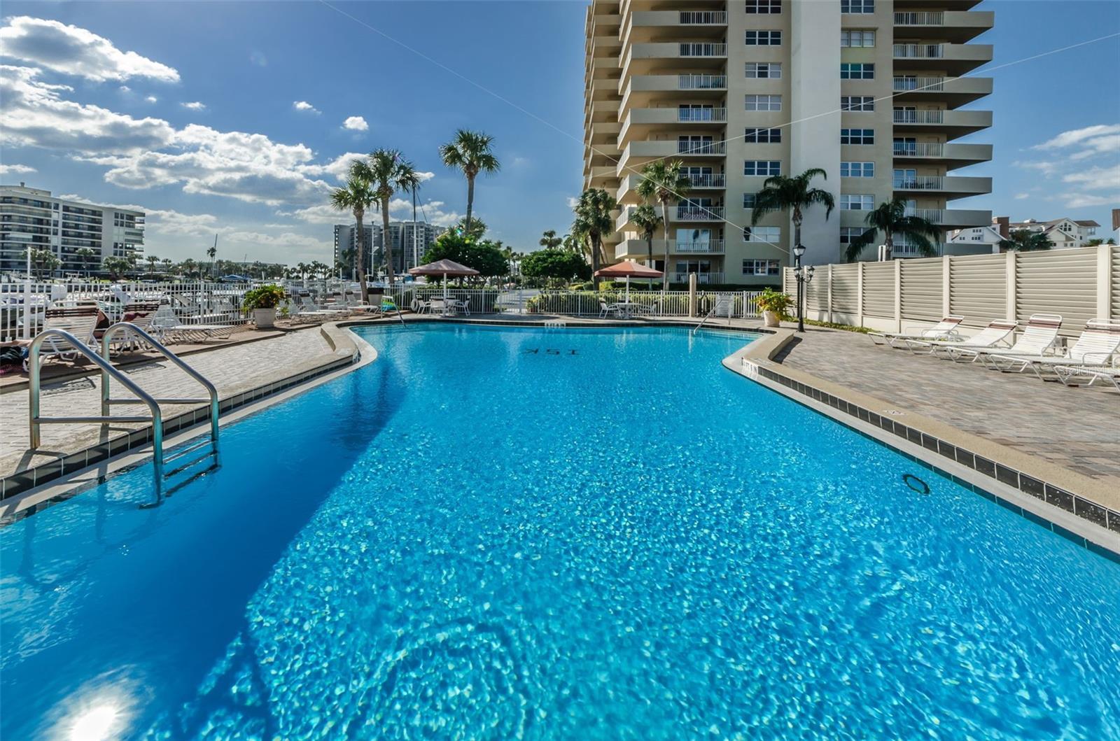 Saltwater/Heated Pool 1621 Gulf Blvd, Unit 407, Clearwater Beach, FL