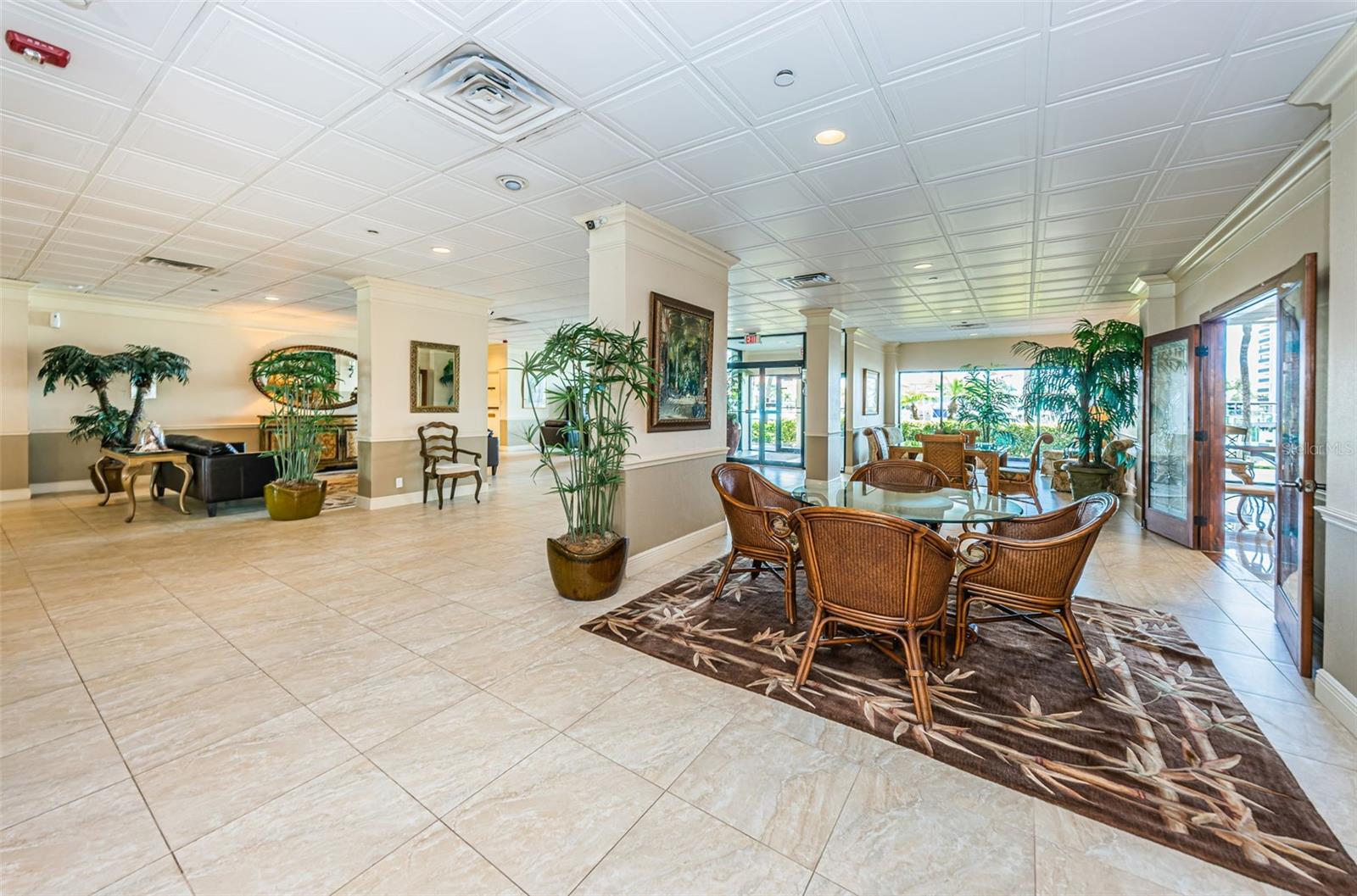Gathering Area/Lobby1621 Gulf Blvd, Unit 407, Clearwater Beach, FL