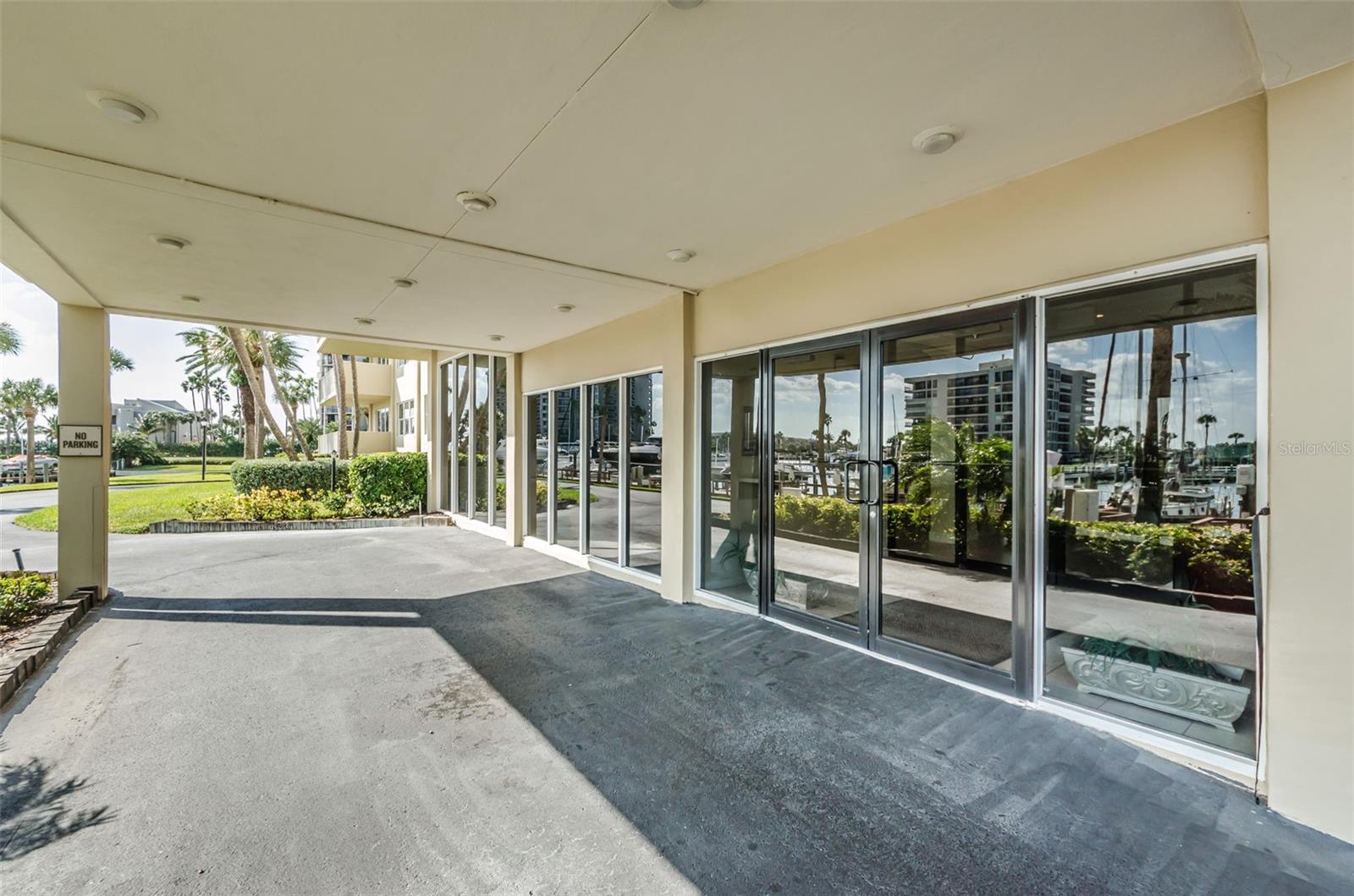 1621 Gulf Blvd, Unit 407, Clearwater Beach, FL