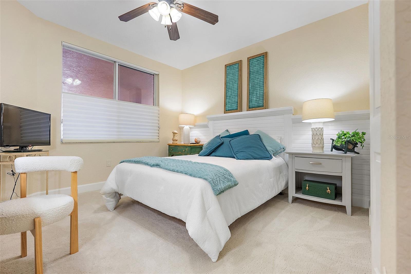 Guest bedroom