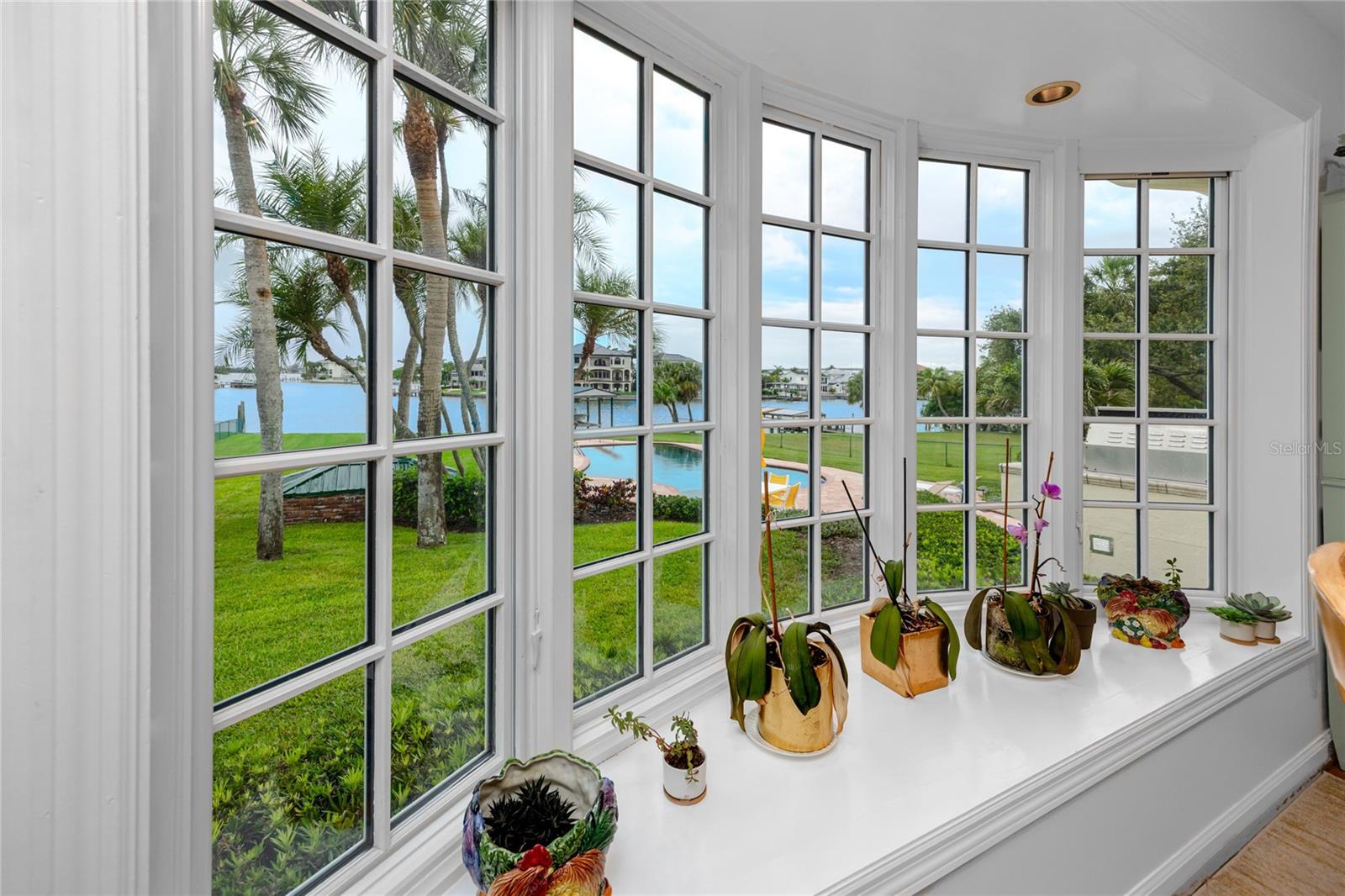 Bay window off informal dining room