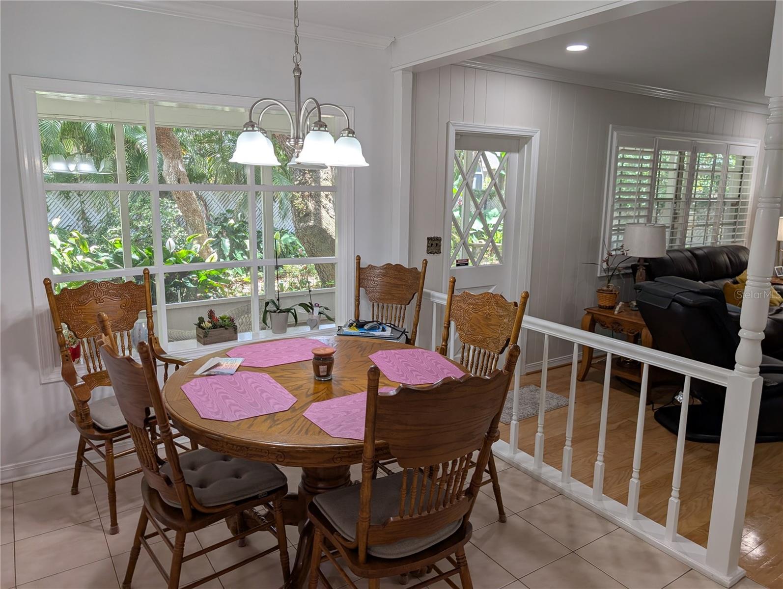 Breakfast Nook