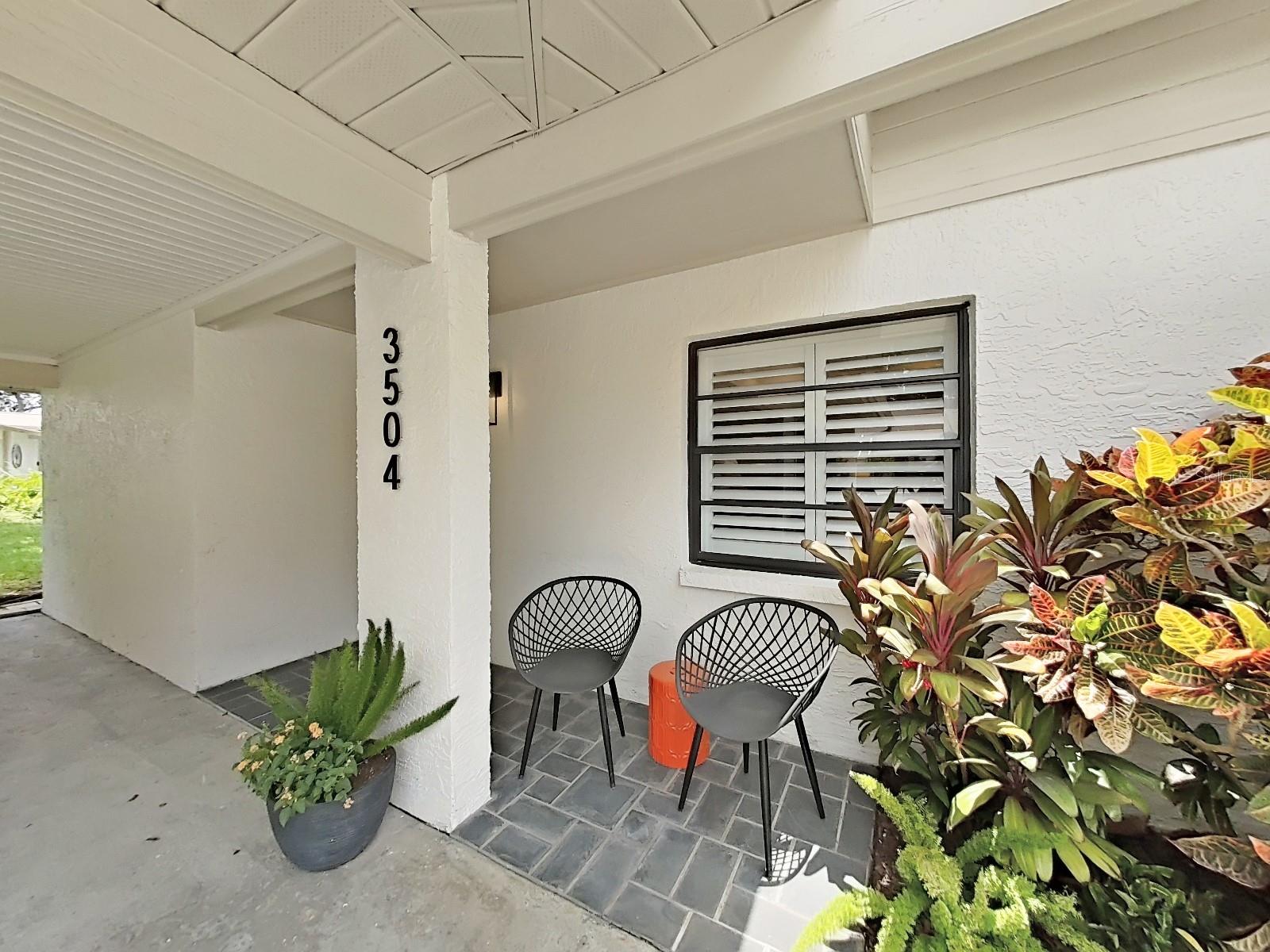 Covered Front porch