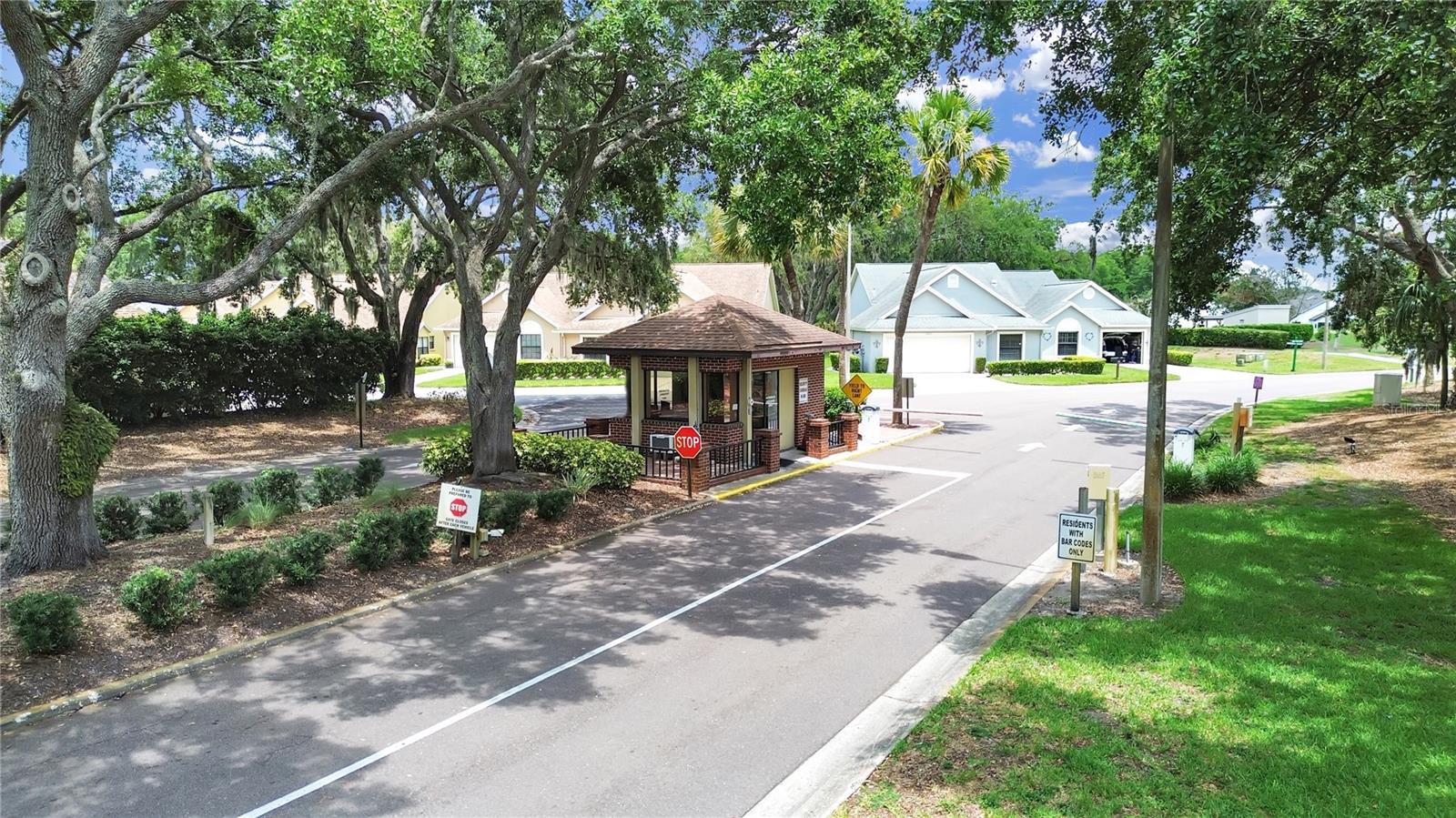 Community entrance, Guard-Gated