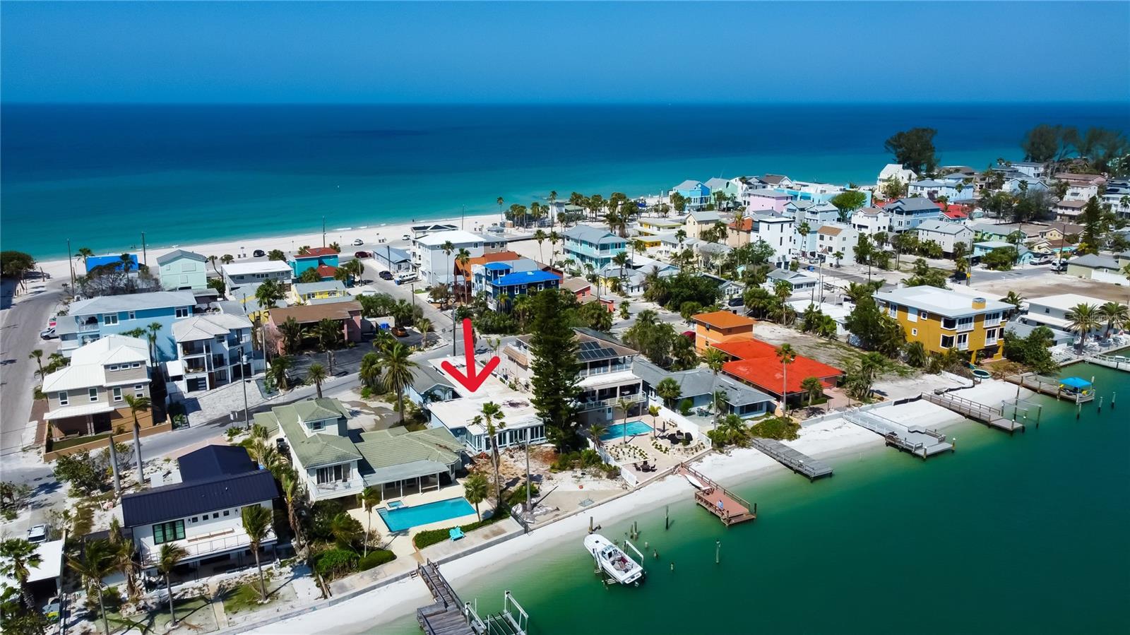 Walking distance to Sunset Beach public beach access.