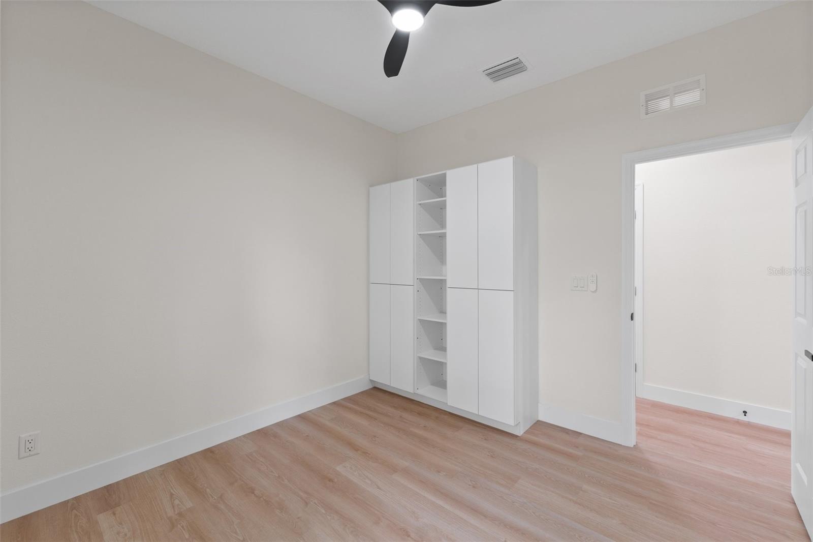 bedroom2