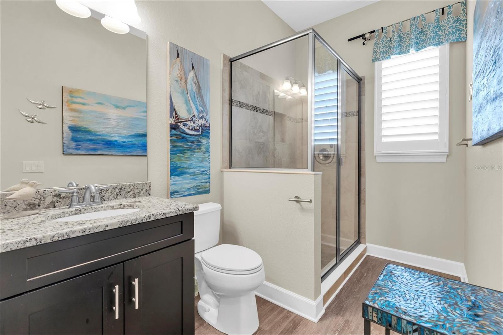 2nd Floor Full Bath