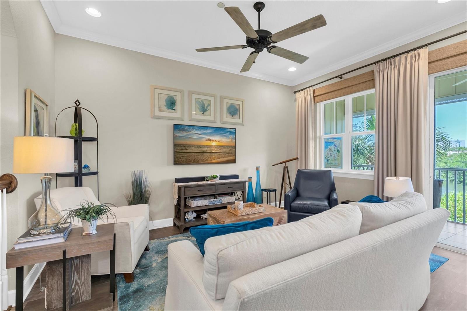 Living Room (2nd Floor)