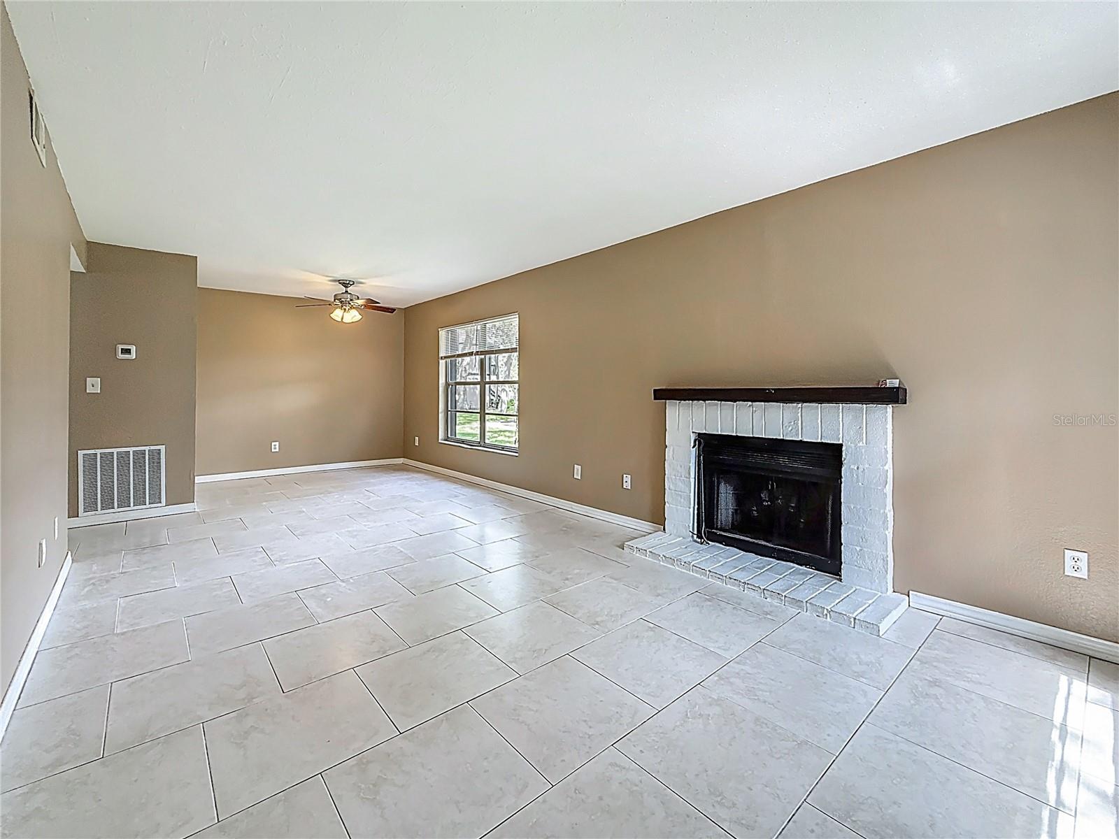 Living / dinning room