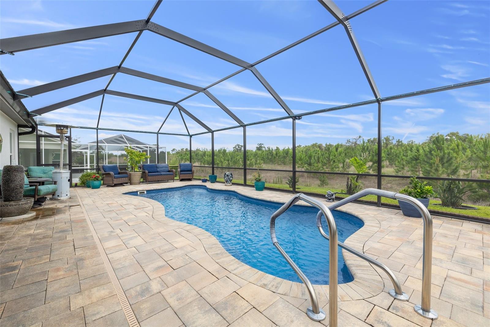 Screened in Pool