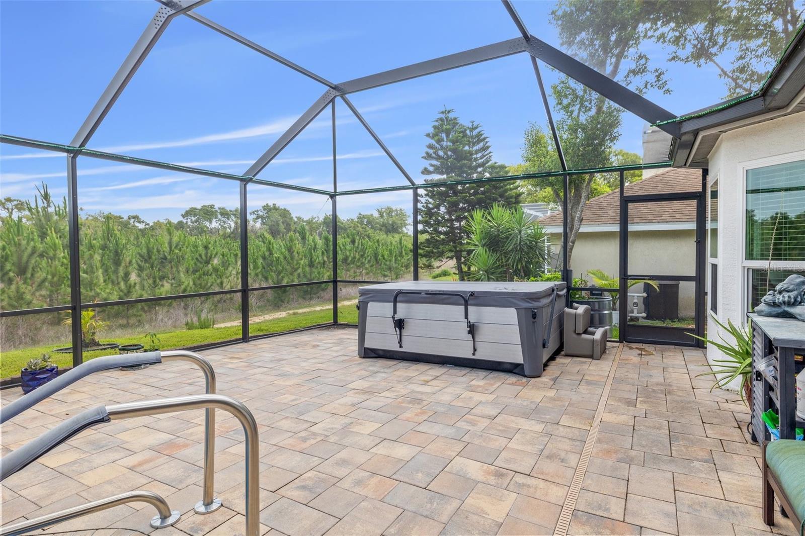 Screened in Spa