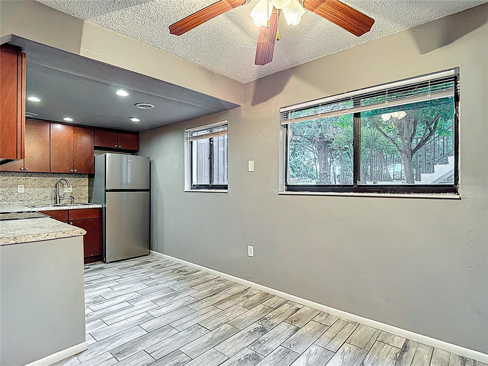 Dining-kitchen