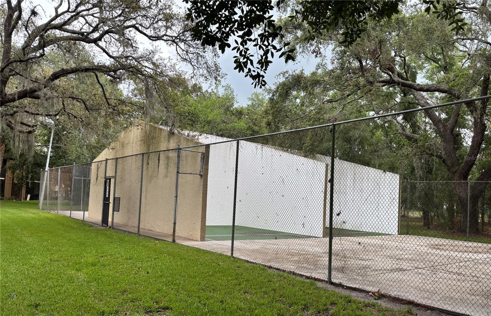 Racketball courts