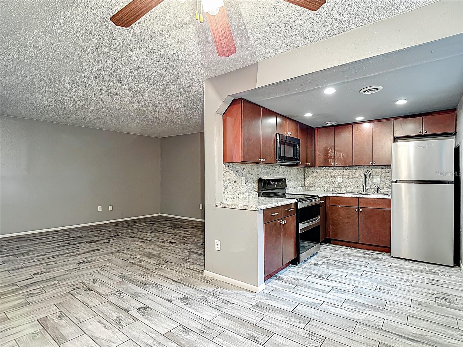 Dining-kitchen